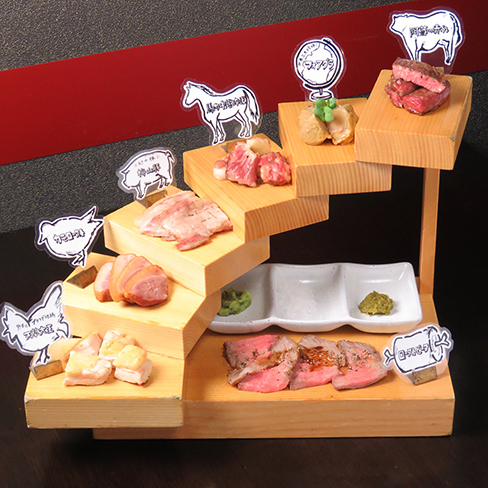 おすすめグルマン名物お肉の階段